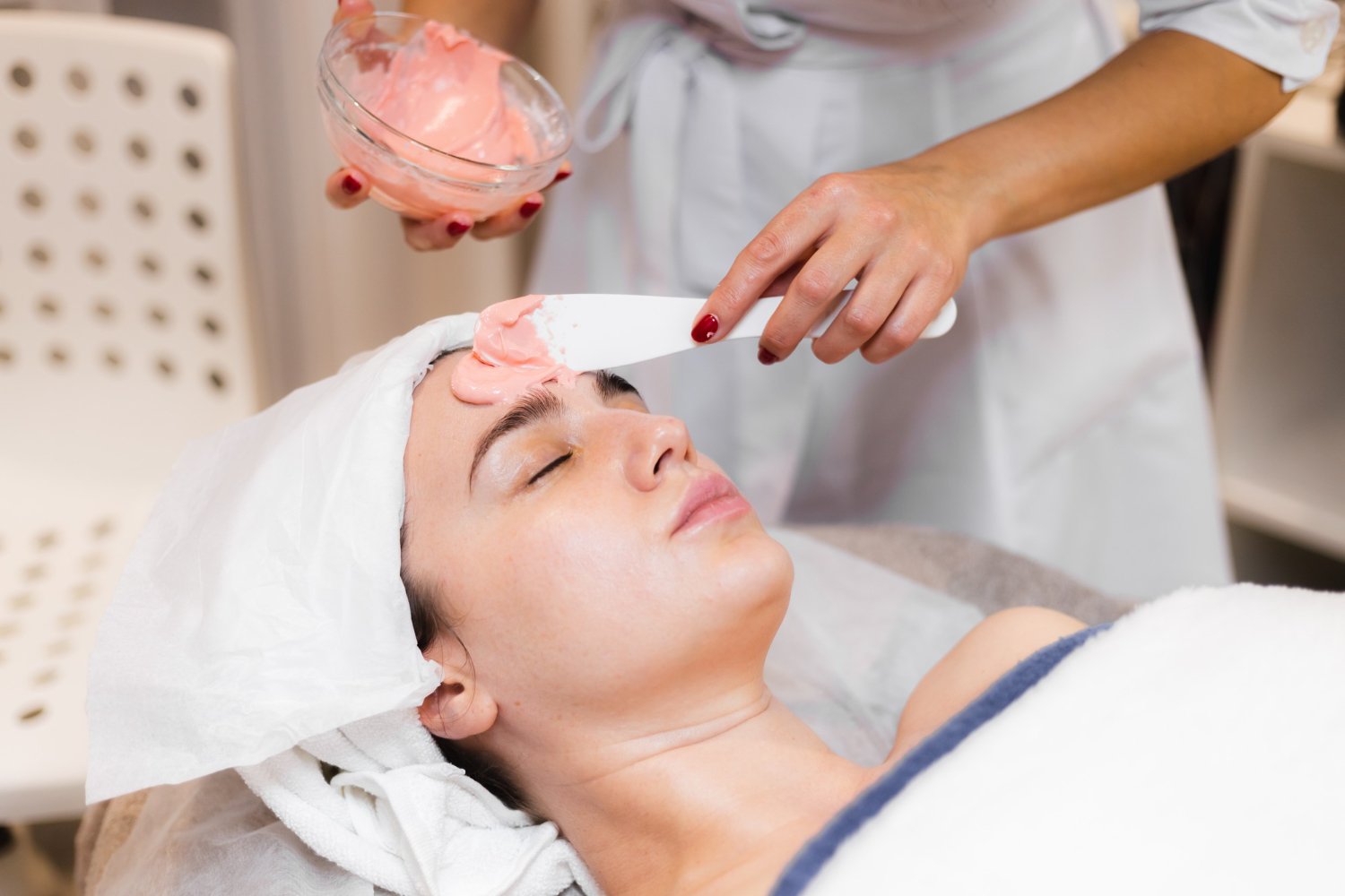 How to Find the Best Affordable Facial Spa Packages in Glendora